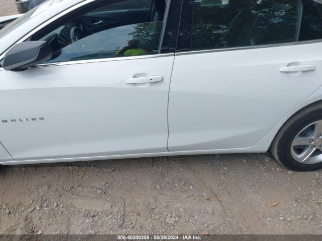 1G1ZB5STXNF167663 Chevrolet Malibu Fwd Ls