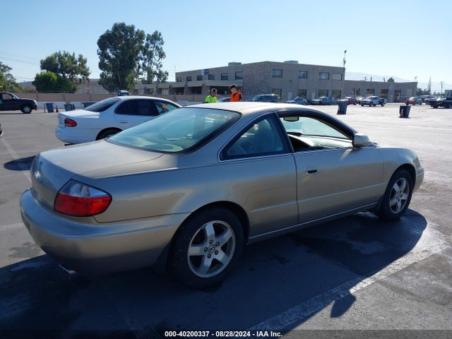 40200337 :رقم المزاد ، 19UYA42413A008969 vin ، 2003 Acura Cl 3.2 مزاد بيع
