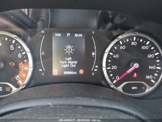 ZACCJBAB4JPH46419 Jeep Renegade Sport 4x4