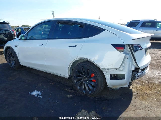 2022 TESLA MODEL Y 7SAYGDEFXNF443299 Photo 2