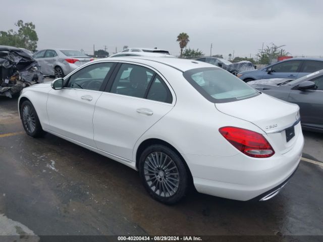 55SWF4JB2GU144949 Mercedes-Benz C 300 Luxury/sport