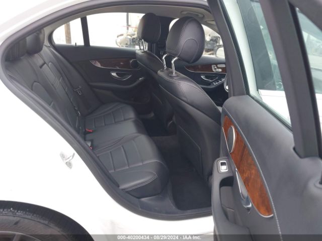 55SWF4JB2GU144949 Mercedes-Benz C 300 Luxury/sport