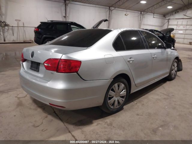 3VWD17AJ1EM247351 Volkswagen Jetta 1.8t Se