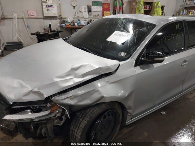 3VWD17AJ1EM247351 Volkswagen Jetta 1.8t Se