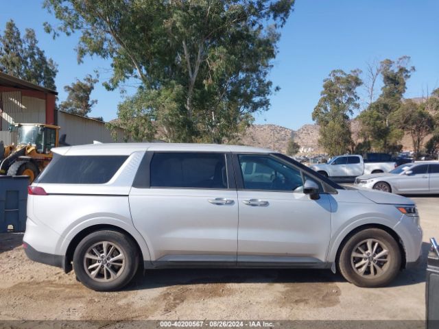 KNDNB4H30N6157568 KIA Carnival Mpv Lx Seat Package
