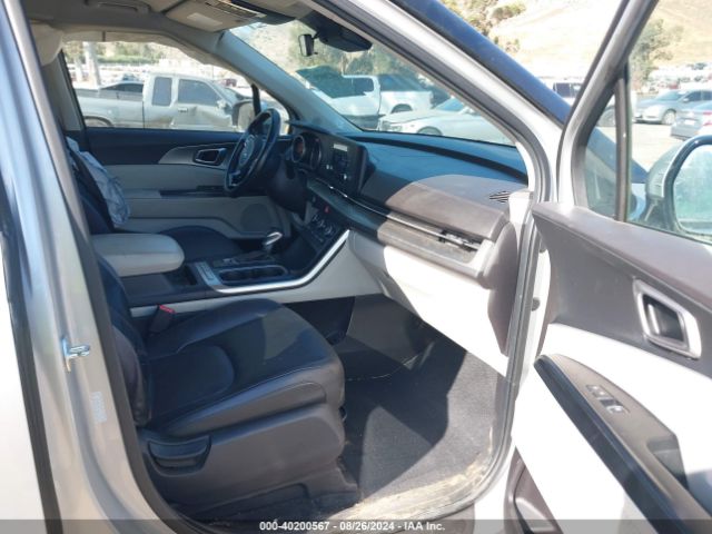 KNDNB4H30N6157568 KIA Carnival Mpv Lx Seat Package