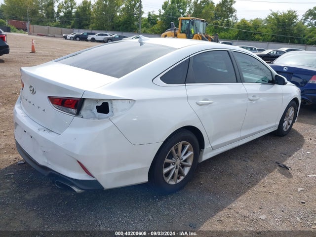 Hyundai SONATA SE 2018 5NPE24AF5JH692819 Image 4