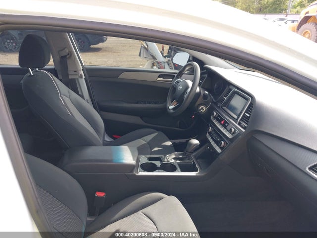 Hyundai SONATA SE 2018 5NPE24AF5JH692819 Image 5