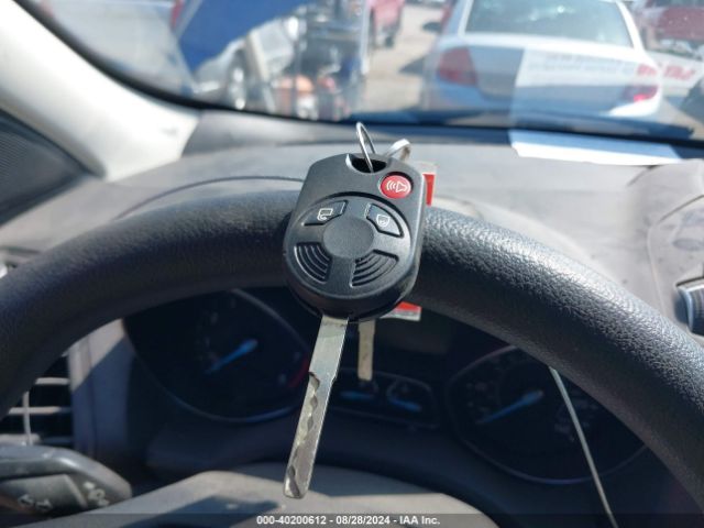 1FMCU0GD4JUA64106 Ford ESCAPE SE