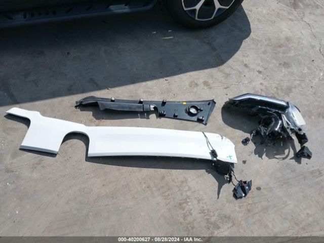 7PDSGABA8PN008059 Rivian R1s Adventure