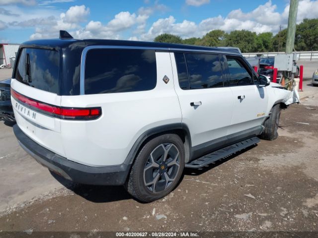 7PDSGABA8PN008059 Rivian R1s Adventure