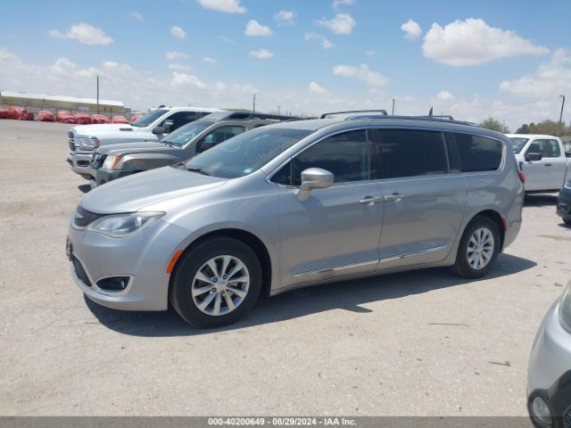 2C4RC1EG0JR149784 Chrysler Pacifica Touring L Plus