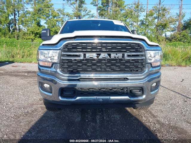 3C6UR5JL0PG654152 RAM 2500 Big Horn  4x4 8' Box