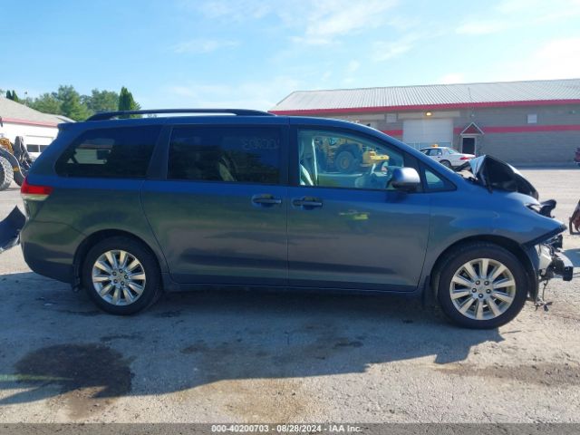 5TDDK3DC8ES074725 Toyota Sienna Xle 7 Passenger