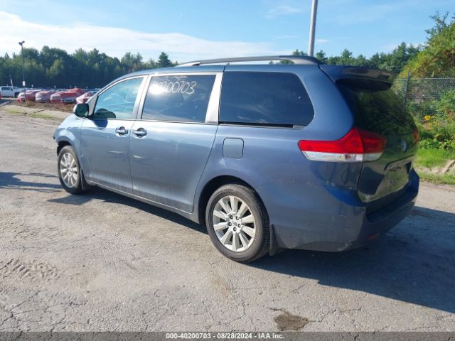 5TDDK3DC8ES074725 Toyota Sienna Xle 7 Passenger