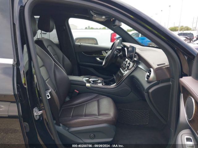 WDC0G4JB2JV027055 Mercedes-Benz GLC 300