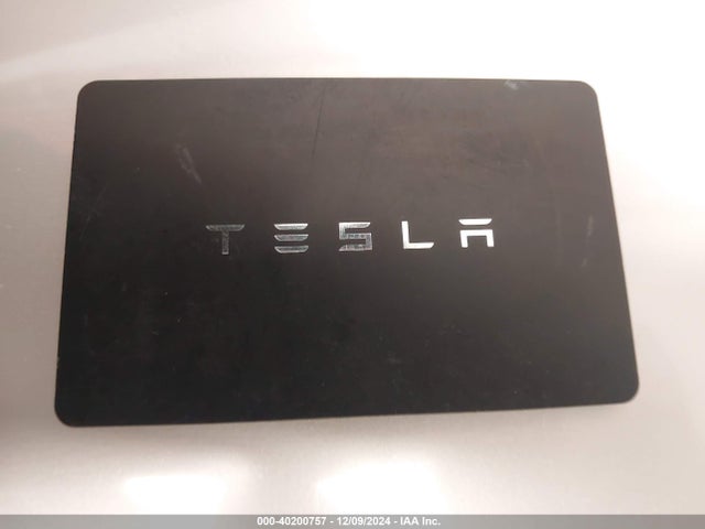 2024 TESLA MODEL Y 7SAYGDEE1RF011312 Photo 10