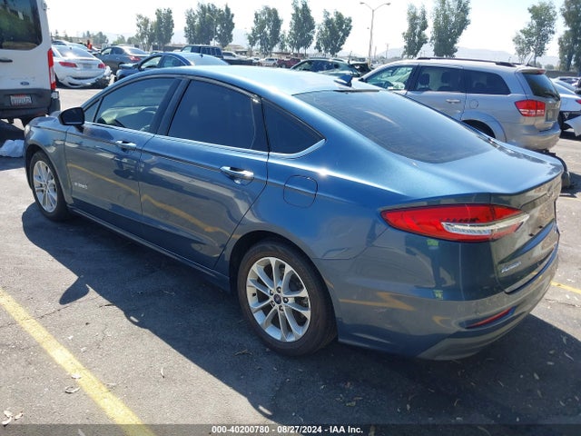 Ford Fusion Hybrid Se 2019 3FA6P0LU7KR100559 Image 3