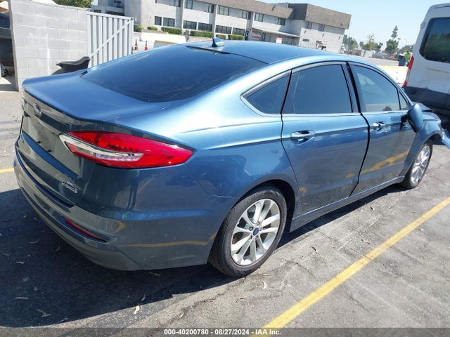 Ford Fusion Hybrid Se 2019 3FA6P0LU7KR100559 Image 4
