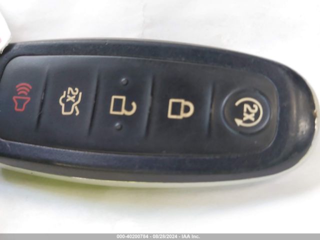 1FADP5CU2FL111834 Ford C-max Energi Sel