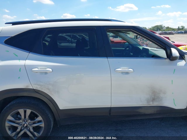KIA SELTOS S 2021 KNDEU2AA2M7173786 Image 13