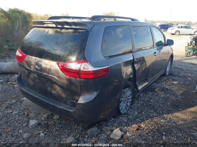 5TDYK3DC7GS715318 Toyota Sienna Xle 8 Passenger