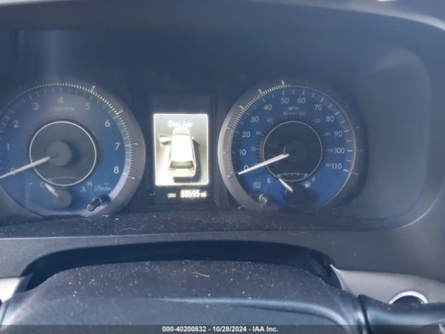5TDYK3DC7GS715318 Toyota Sienna Xle 8 Passenger