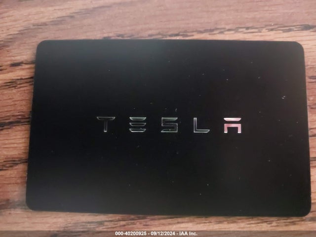2024 TESLA MODEL Y 7SAYGDED0RF163654 Photo 10