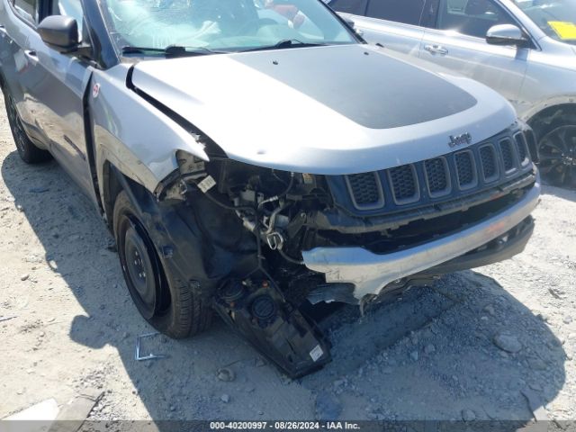 3C4NJDDBXKT721258 Jeep Compass Trailhawk 4x4