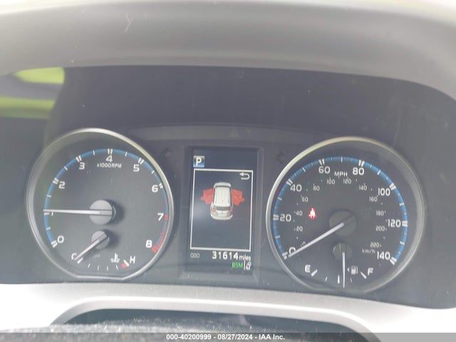 Toyota Rav4 Xle 2018 JTMRFREV7JD251316 Image 7