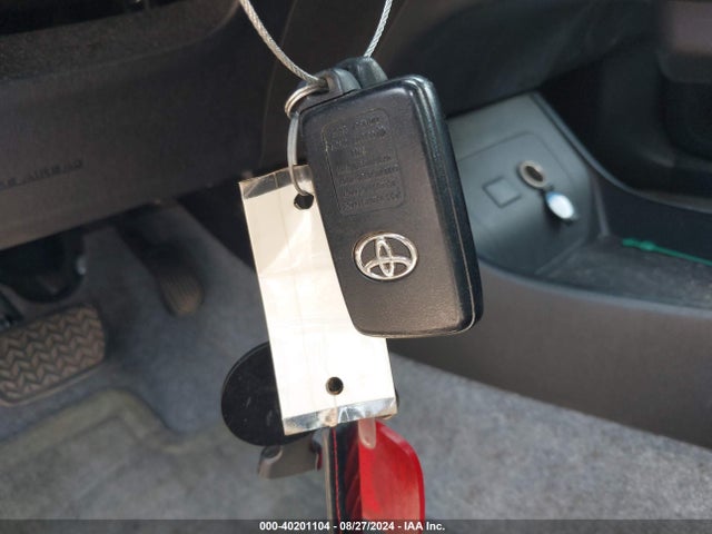 Toyota Prius Two 2014 JTDKN3DU4E0383151 Image 11