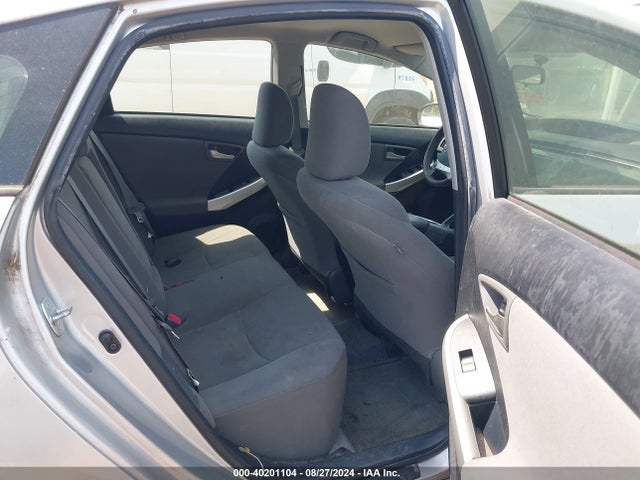 Toyota Prius Two 2014 JTDKN3DU4E0383151 Image 8