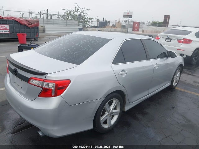 Toyota CAMRY SE 2014 4T1BF1FK1EU400800 Image 4