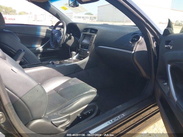 Lexus IS 350C 2015 JTHFE2C20F2511174 Image 5