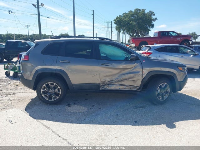 1C4PJMBX6KD288132 Jeep Cherokee Trailhawk Elite 4x4