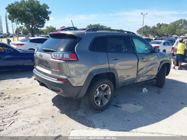 1C4PJMBX6KD288132 Jeep Cherokee Trailhawk Elite 4x4