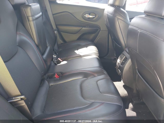 1C4PJMBX6KD288132 Jeep Cherokee Trailhawk Elite 4x4