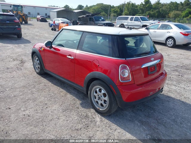 2013 MINI HARDTOP WMWSU3C54DT679598 Photo 2