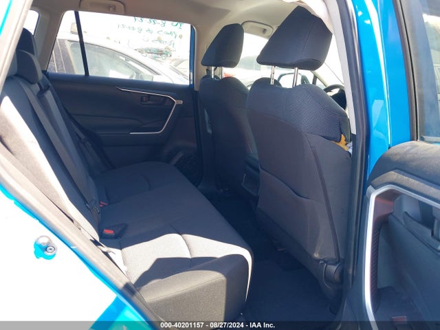 Toyota RAV4 LE 2019 JTMK1RFV5KJ007021 Image 8