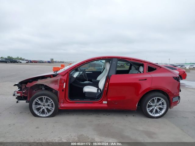 7SAYGDEE6RA260377 Tesla Model Y Long Range Dual Motor All-wheel Drive
