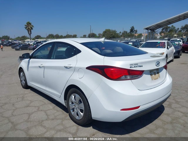 Hyundai ELANTRA SE 2016 5NPDH4AE4GH704940 Image 3