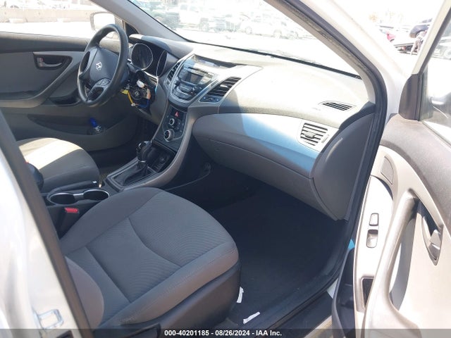 Hyundai ELANTRA SE 2016 5NPDH4AE4GH704940 Image 5