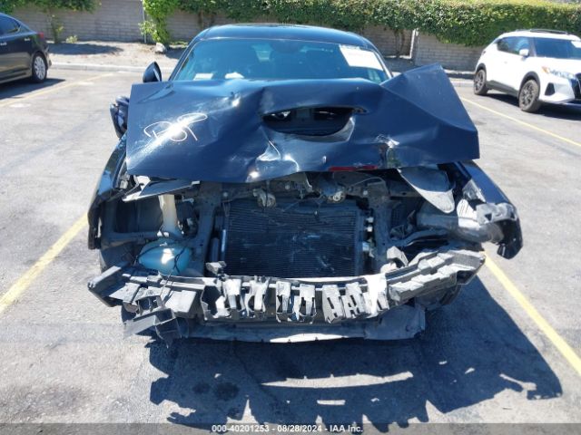 2C3CDZJG7KH735126 Dodge Challenger Gt