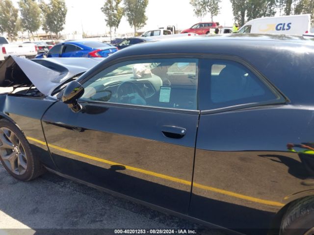 2C3CDZJG7KH735126 Dodge Challenger Gt