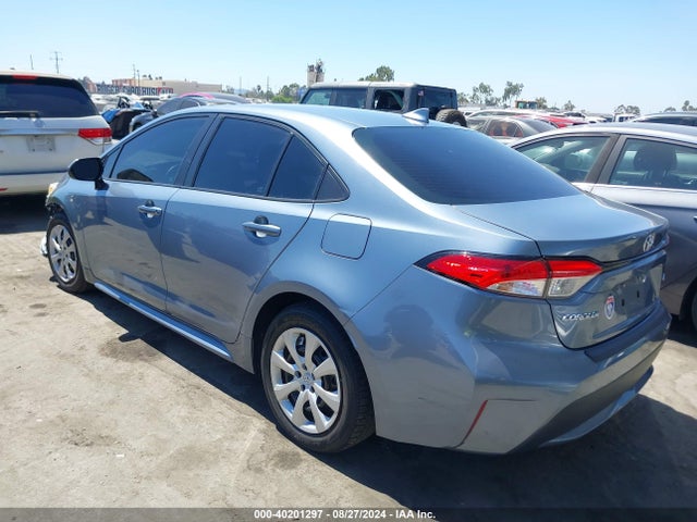 Toyota COROLLA LE 2021 5YFEPMAE5MP265432 Image 3