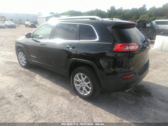 1C4PJLCS2GW329199 Jeep Cherokee Latitude