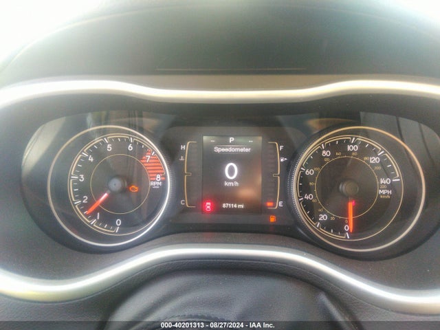 1C4PJLCS2GW329199 Jeep Cherokee Latitude
