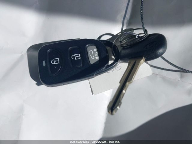 5NPD84LF4HH092200 Hyundai ELANTRA SE