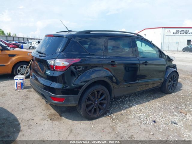 1FMCU0GD0JUB06397 Ford ESCAPE SE