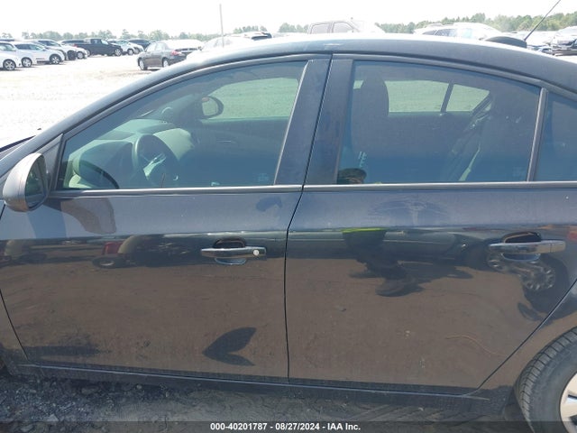 Chevrolet Cruze Ls Manual 2015 1G1PB5SG3F7229832 Image 14